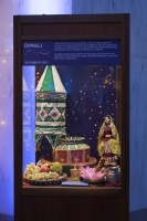 (BPRW) CHRISTMAS AROUND THE WORLD AND HOLIDAYS OF LIGHT EXHIBITS HIGHLIGHT MORE THAN 40 COUNTRIES AND CULTURES