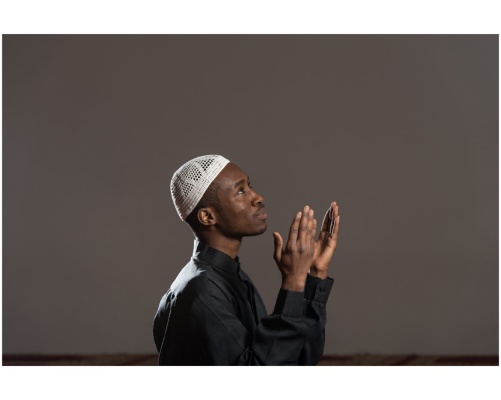 ramadan starts and ends