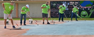 Florida Power & Light Company (FPL) volunteers paint the recreational space of the Center for Adolescent Treatment Services in Pembroke Pines as part of FPL’s 14th annual Power to Care week on March 2, 2022.
