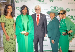 Tri-Chair Victoria Beeks, BHW President Zna Portlock Houston, Beverly Hills Mayor Julian A. Gold, Tri-Chairs La-Doris McClaney and Adell Walker