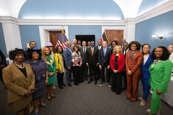 (BPRW) Readout Of Congressional Black Caucus Ceremony With Kenyan ...