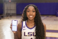 Experian is teaming up with Flau'jae Johnson, a junior guard for the Louisiana State University (LSU) women's basketball team, to promote financial literacy. (Photo: Business Wire)