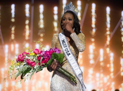 (BPRW) MISS DISTRICT OF COLUMBIA USA DESHAUNA BARBER CROWNED MISS USA ...